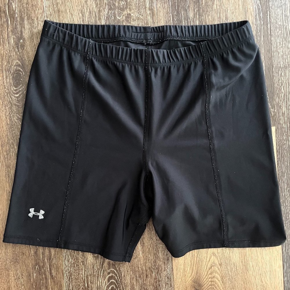 Y2K Black Under Armour 6 in Compression Stretch Fit Shorts